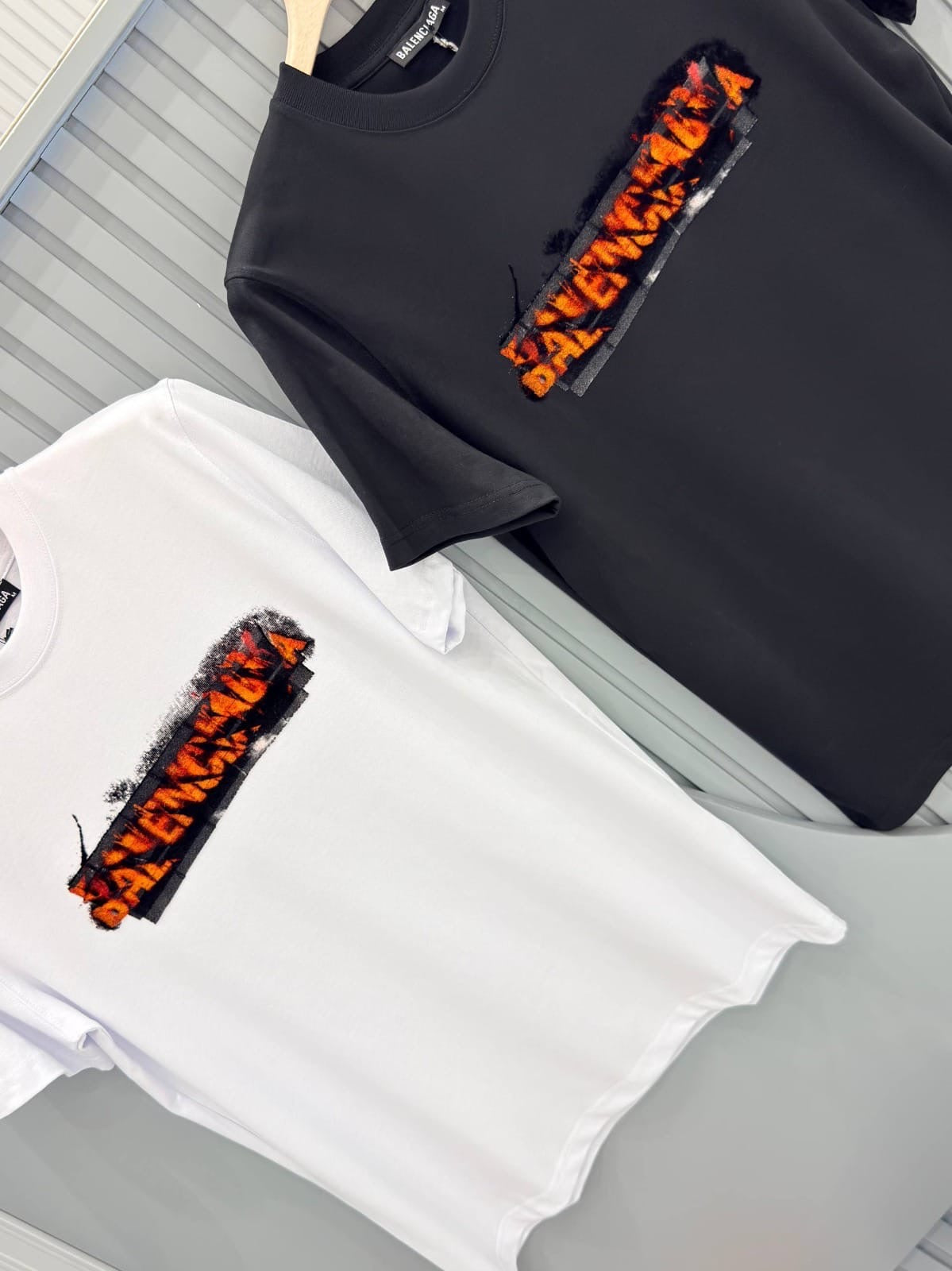 BALENCIAGA